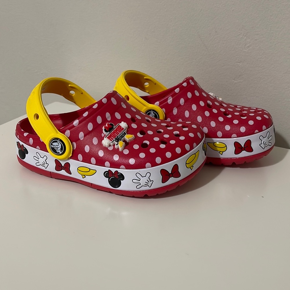 Minnie Mouse Crocs - NEW
